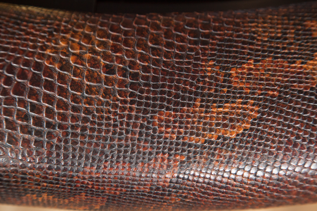 "King Cobra" iShowroom Custom Nighthawk Poker Table  (5)