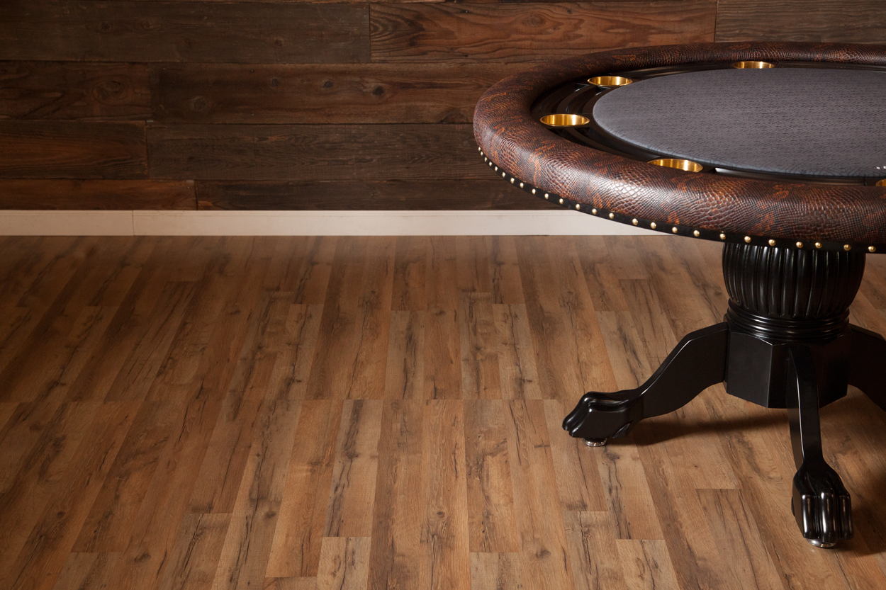 "King Cobra" iShowroom Custom Nighthawk Poker Table  (6)